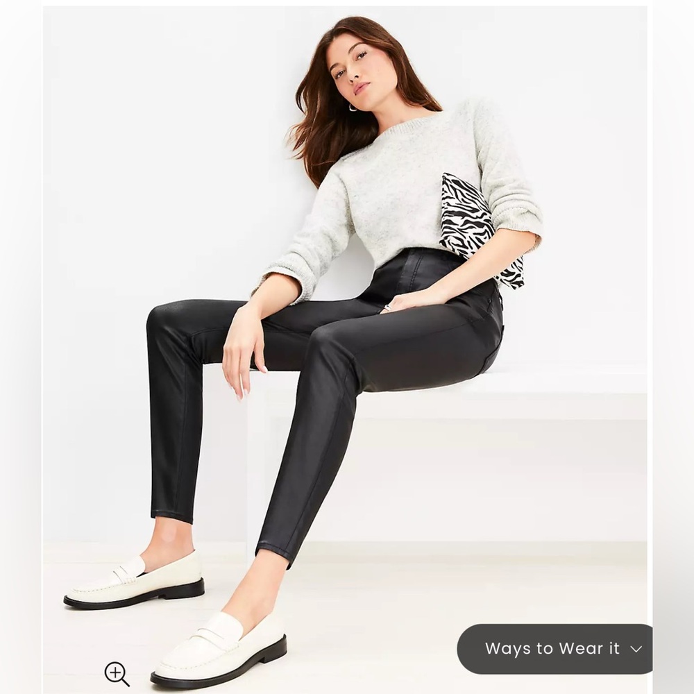 LOFT- Petite Coated High Rise Skinny Jeans in Black